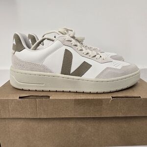 Veja Cream and Gray Casual Sneakers